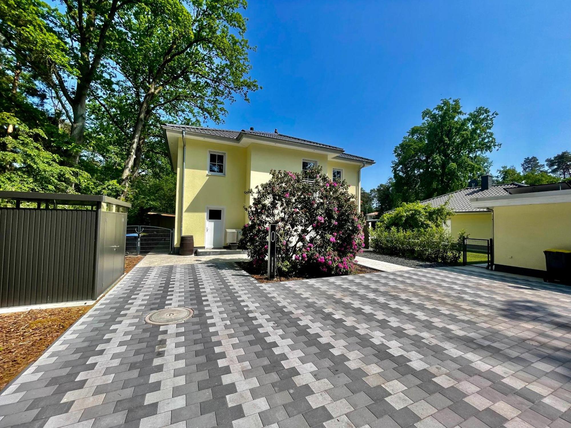 Ferienwohnung Im Gruenen โอราเนียนบวร์ก ภายนอก รูปภาพ